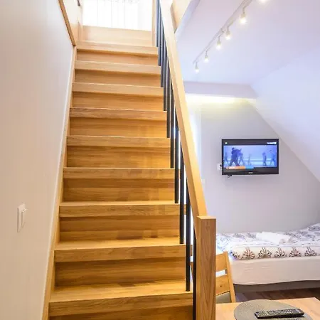 Srebrny Klon ファームステイ ビトゥフ