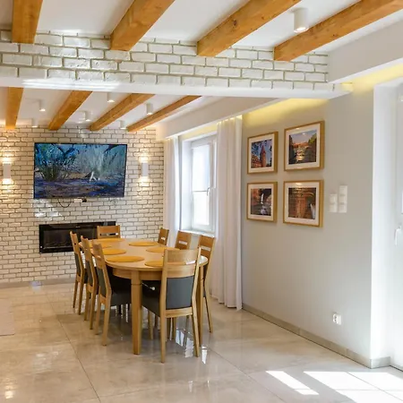 ファームステイ Srebrny Klon *