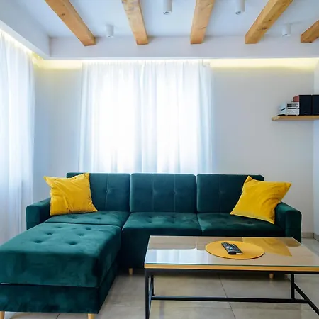 ファームステイ Srebrny Klon *